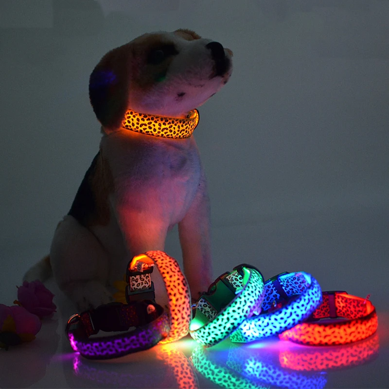 LED Dog Collar Adjustable Luminous Leopard Glowing Collar for Dogs Electronic Pet Night Safety Nylon Flashlight LED Cat Collar
LED Dog Collar Adjustable Luminous Leopard Glowing Collar for Dogs Electronic Pet Night Safety Nylon Flashlight LED Cat Collar