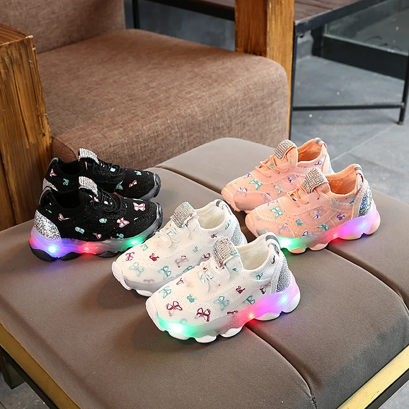Toddler Children Sneakers Comfortable Led Light Luminous Sport Shoes Children Breathable Soft Bottom Casual Sport Running Shoes, White/black/pink
Toddler Children Sneakers Comfortable Led Light Luminous Sport Shoes Children Breathable Soft Bottom Casual Sport Running Shoes, White/black/pink