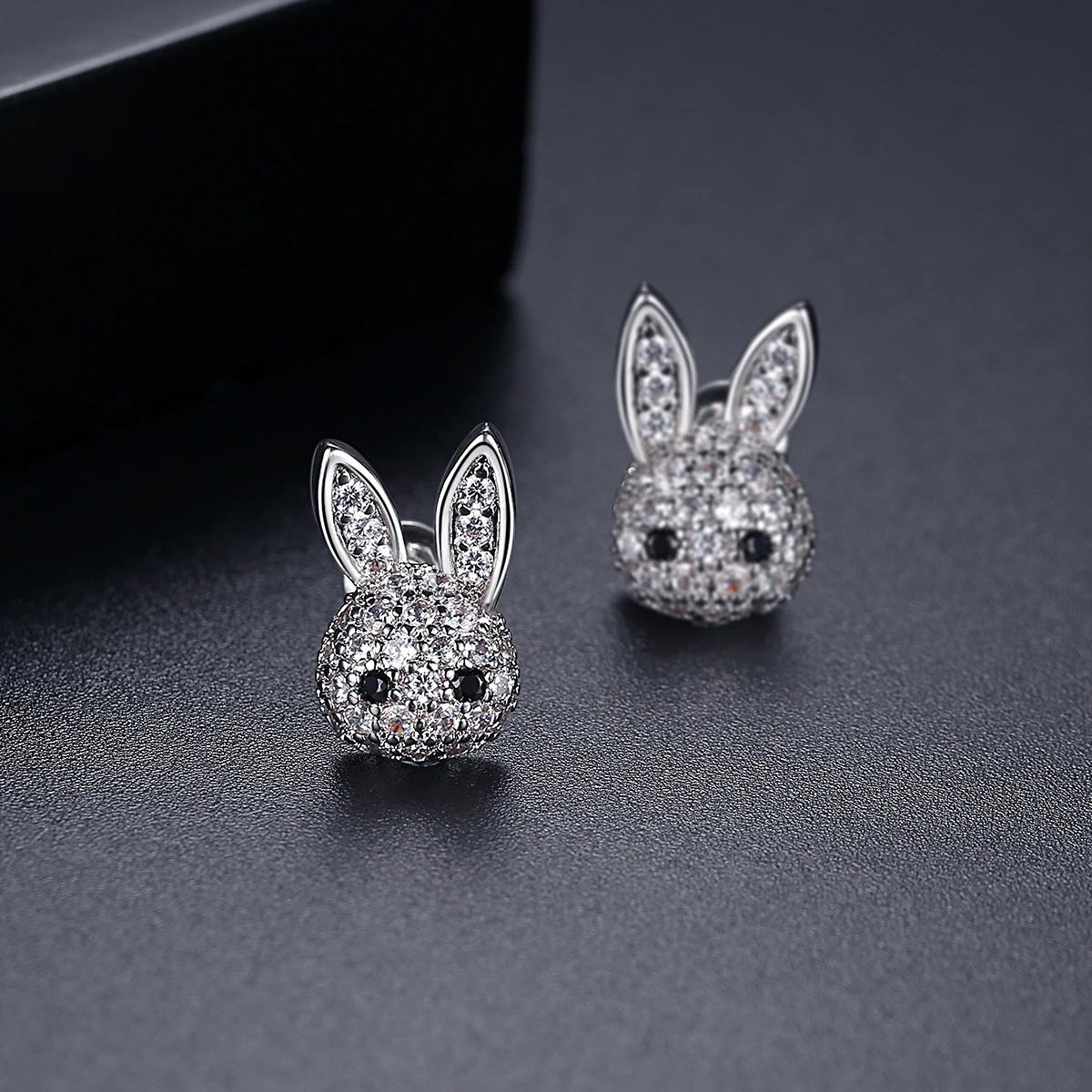 

LUOTEEMI Baby Girl Earing 2021 Fashion Trending Cubic Zirconia Jewelry Korean Women Trendy Cute Animal Earring