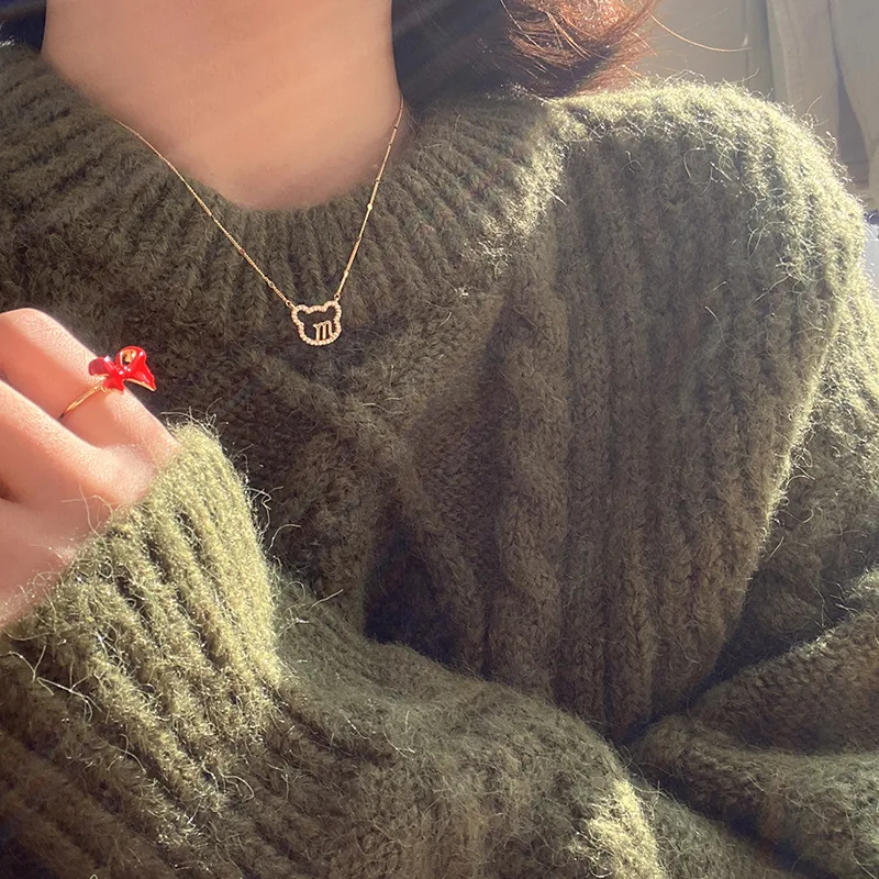JUHU High Sense Of Temperament Letter M Bear Necklace Female Exquisite Sweater Chain New Light Luxury Clavicle Chain Necklace
JUHU High Sense Of Temperament Letter M Bear Necklace Female Exquisite Sweater Chain New Light Luxury Clavicle Chain Necklace