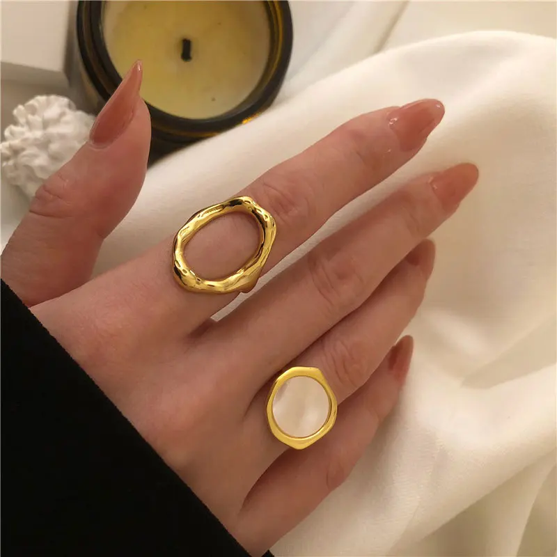 Fashion Shell Geometric Ring Gold Silver Hollow Round Halo Finger Ring Adjustable Open Ring For Women
Fashion Shell Geometric Ring Gold Silver Hollow Round Halo Finger Ring Adjustable Open Ring For Women