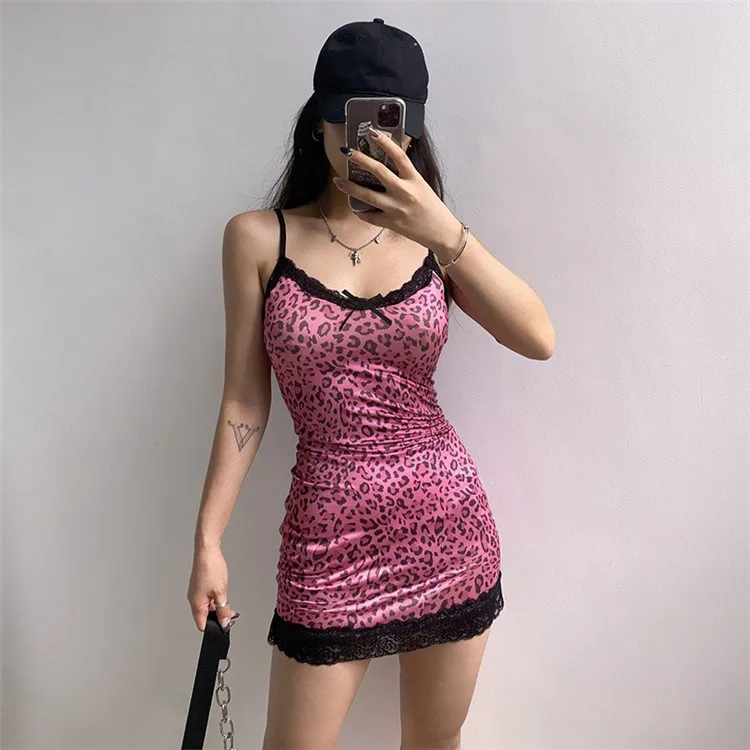 Lace Trim Party Cami Dresses E-girl Spaghetti Strap V-neck Lace Hem A-line Mini Dress
Lace Trim Party Cami Dresses E-girl Spaghetti Strap V-neck Lace Hem A-line Mini Dress