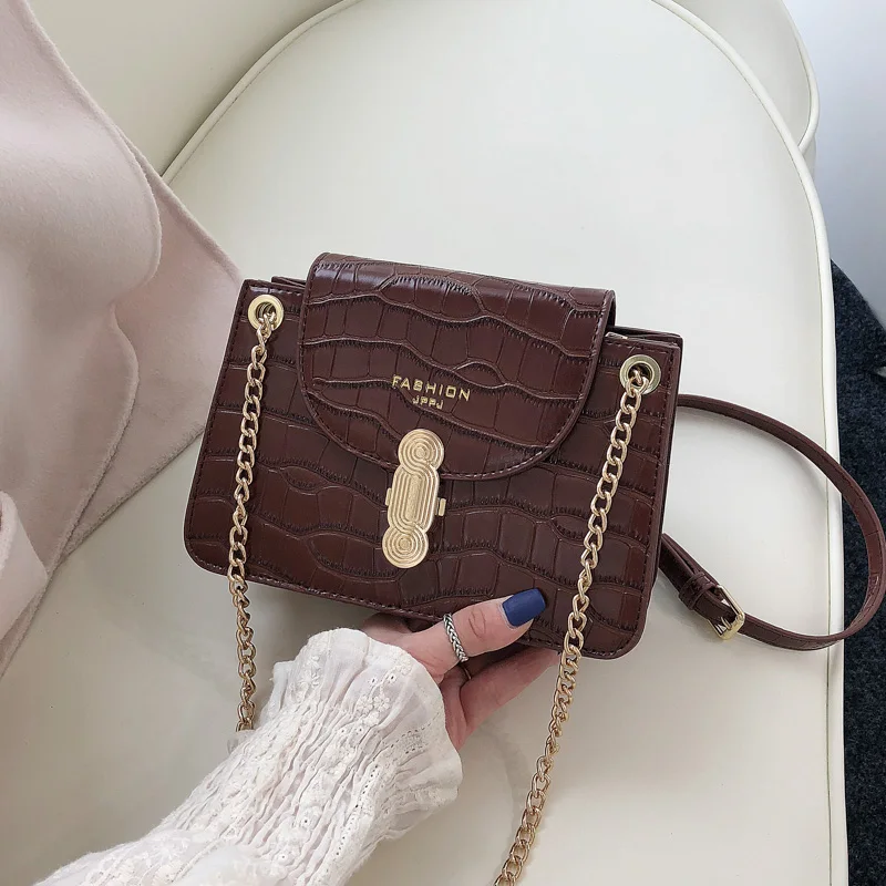 Designer alligator handbags crocodile pattern ladies shoulder bags trendy chains lock crossbody Luxury womens 2021 purses, 4 colors
Designer alligator handbags crocodile pattern ladies shoulder bags trendy chains lock crossbody Luxury womens 2021 purses, 4 colors