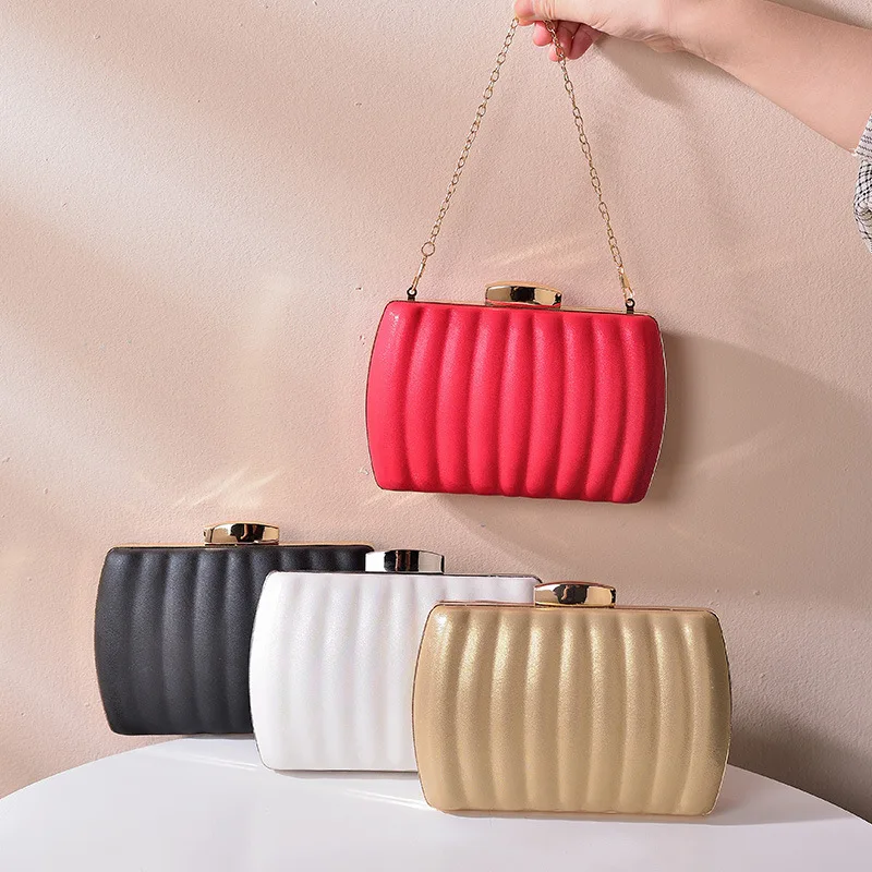 Hot Sale Women Hand Bags Creative Chain Fashion Ladies Bags All Match Pleated Pu Bags Women Handbags Ladies
Hot Sale Women Hand Bags Creative Chain Fashion Ladies Bags All Match Pleated Pu Bags Women Handbags Ladies
