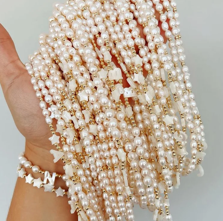 Wholesale Fashion Fresh Water Pearl colorful beads necklace, Customized letter women necklace
Wholesale Fashion Fresh Water Pearl colorful beads necklace, Customized letter women necklace