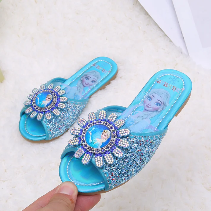 Girls' sandals summer lovely princess shoes soft soled baby shoes wholesale Princess Elsa indoor and outdoor children's slippers, Pink, blue
Girls' sandals summer lovely princess shoes soft soled baby shoes wholesale Princess Elsa indoor and outdoor children's slippers, Pink, blue