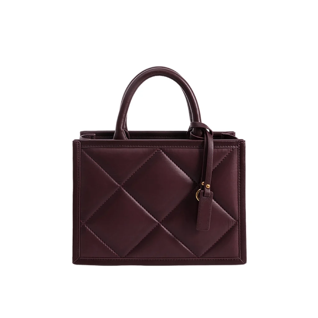 2022 China Factory Directory Logo OEM Genuine Leather Diamond Pattern Handle Handbags For Women
2022 China Factory Directory Logo OEM Genuine Leather Diamond Pattern Handle Handbags For Women