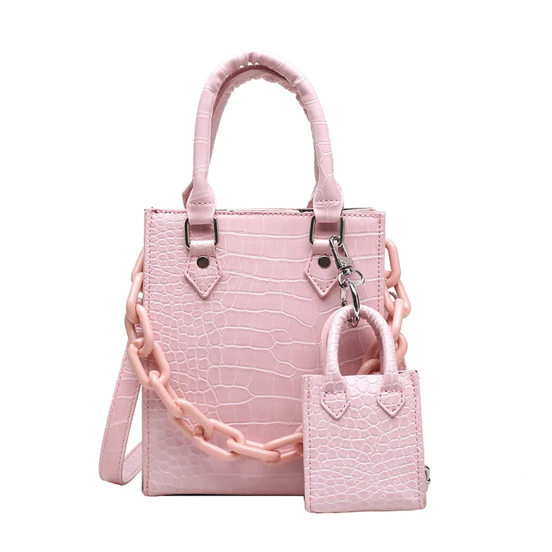 2021 new arrivals 2 peices PU leather girls chain handbag big capacity arm shoulder bag women tote bags daily
2021 new arrivals 2 peices PU leather girls chain handbag big capacity arm shoulder bag women tote bags daily