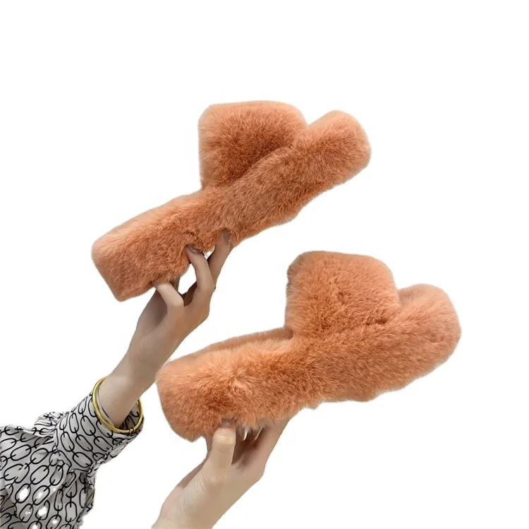 2021 winter newstyle trendy sexy open toe soft platform sandals thicken sole ladies fur flip flop slippers
2021 winter newstyle trendy sexy open toe soft platform sandals thicken sole ladies fur flip flop slippers