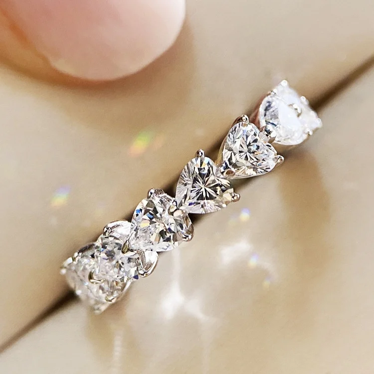 Zircon Heart Rings for Women Luxury Engagement Wedding Jewelry Silver Color Female's Finger Ring Wholesale Jewelry, Picture shows
Zircon Heart Rings for Women Luxury Engagement Wedding Jewelry Silver Color Female's Finger Ring Wholesale Jewelry, Picture shows