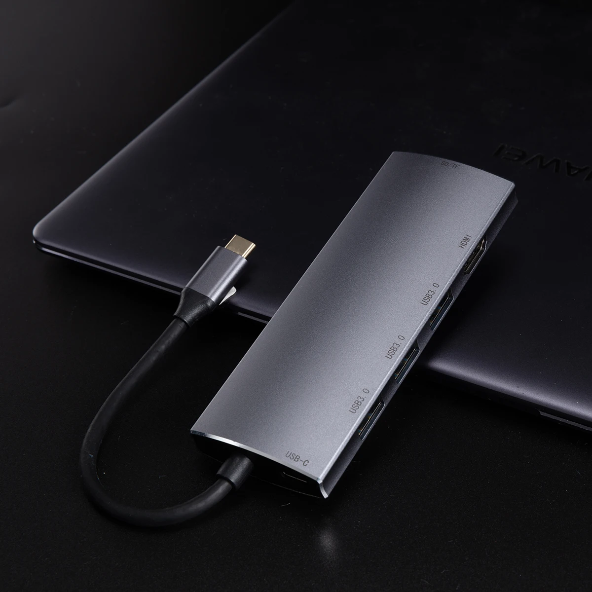7 in 1 New Model Aluminium Alloy Type C Multi port connector 3.1 PD Usb 3.0 HDD Support 4K Hd mi VGA Display Hub, Sliver
7 in 1 New Model Aluminium Alloy Type C Multi port connector 3.1 PD Usb 3.0 HDD Support 4K Hd mi VGA Display Hub, Sliver