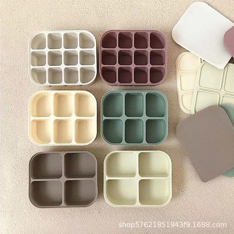 Baby tableware set silicone storage bag waterproof portable baby spoon fork chopsticks storage box
Baby tableware set silicone storage bag waterproof portable baby spoon fork chopsticks storage box