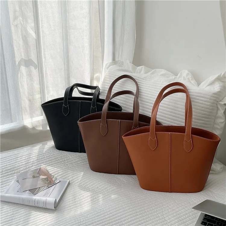 Female creative design single shoulder bag solid color trend women handbag large capacity fashion car sewing bucket bag
Female creative design single shoulder bag solid color trend women handbag large capacity fashion car sewing bucket bag