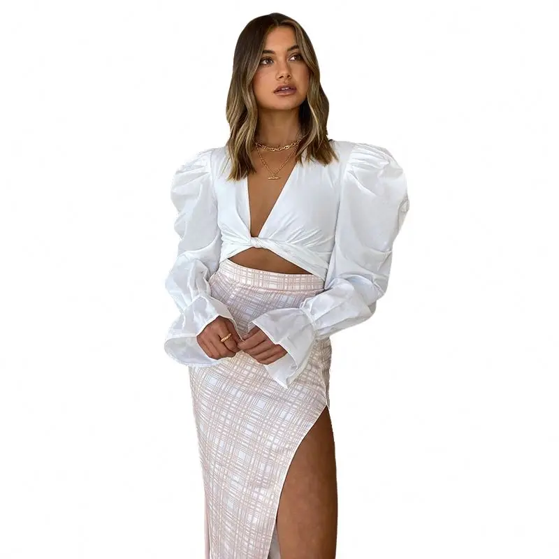 Fashion trendy Women shirt deep v neck Fashion all match puff sleeve bow tie ladies'blouses
Fashion trendy Women shirt deep v neck Fashion all match puff sleeve bow tie ladies'blouses