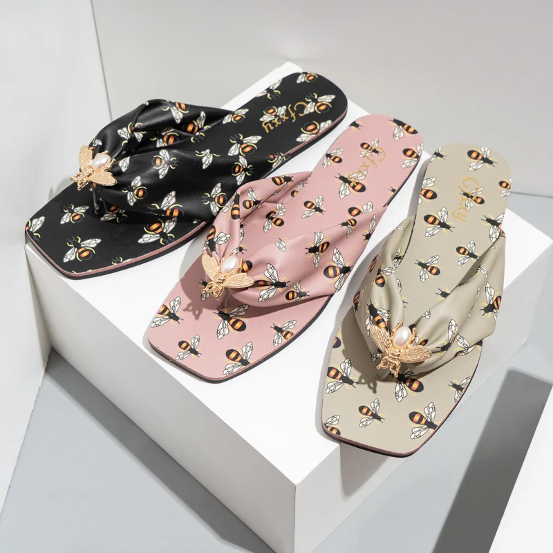 2021 Spring Summer Autumn Fashion Ladies Outdoor Beach Open Toe Woman Casual Flip Flops Slippers Shoes For Women
2021 Spring Summer Autumn Fashion Ladies Outdoor Beach Open Toe Woman Casual Flip Flops Slippers Shoes For Women
