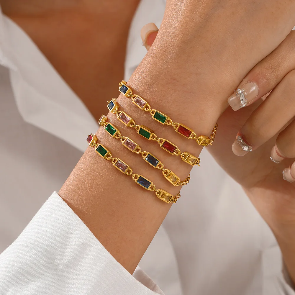 2023 Wholesale Pink Green Colorful Crystal Bracelet Personality Titanium Steel 18k Gold Bracelet for women
2023 Wholesale Pink Green Colorful Crystal Bracelet Personality Titanium Steel 18k Gold Bracelet for women