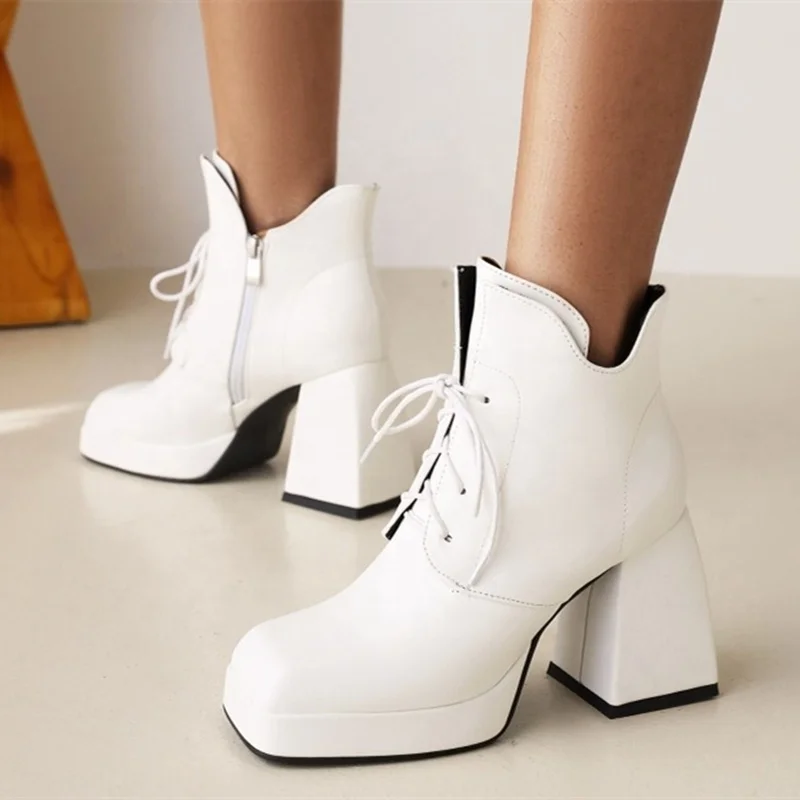 Lady's Daily Casual Shoes Booty Lace up Square Toe Fashion Ankle Boots Block Heel Women Shoes on Sale Plus Size 43, Black white
Lady's Daily Casual Shoes Booty Lace up Square Toe Fashion Ankle Boots Block Heel Women Shoes on Sale Plus Size 43, Black white