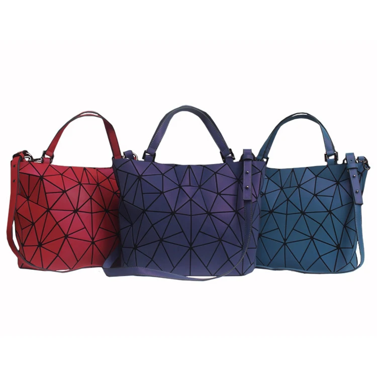 FJ33-027 High quality trendy faux leather laser handbags women bags, As per picture
FJ33-027 High quality trendy faux leather laser handbags women bags, As per picture