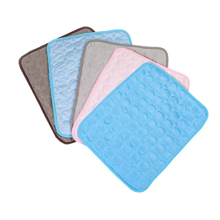 Summer Ice Mat Absorbent Reusable Training Pet Dog Cat Little Mat Dog Lick Pad Cooling Mat For Pets, 5 color
Summer Ice Mat Absorbent Reusable Training Pet Dog Cat Little Mat Dog Lick Pad Cooling Mat For Pets, 5 color