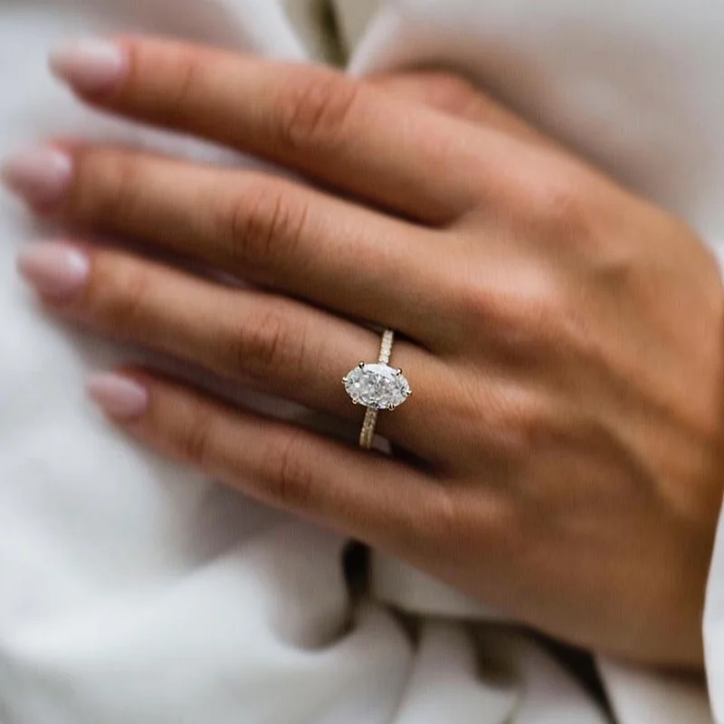 Fancy Jewelry Skinny Crushed Ice Hybrid Oval Cut 3.0carats Moissanite Diamond 18k Gold AU750 Invisible Halo Ring
Fancy Jewelry Skinny Crushed Ice Hybrid Oval Cut 3.0carats Moissanite Diamond 18k Gold AU750 Invisible Halo Ring