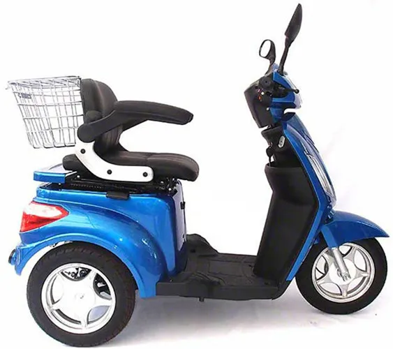 3 wheels electric scooter/ tricycle/ trike/ scooter for old people