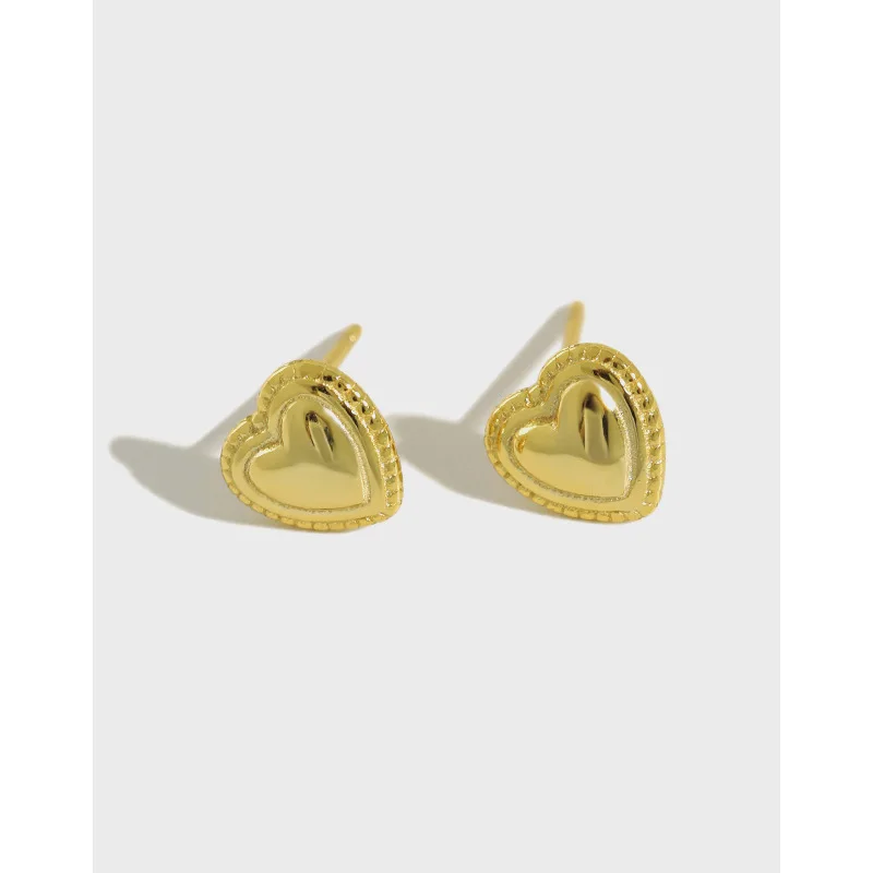 Luxury Jewelry Romantic 925 Sterling Silver 18K Gold Love Heart Stud Earrings for Girls
Luxury Jewelry Romantic 925 Sterling Silver 18K Gold Love Heart Stud Earrings for Girls
