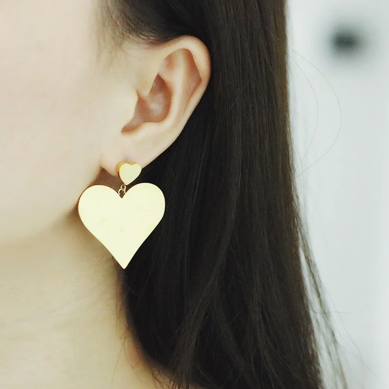 Hyperbolic Gold Filled 316L Stainless Steel Heart Stud Earring Solid Titanium Steel Love Heart Dangle Earring
Hyperbolic Gold Filled 316L Stainless Steel Heart Stud Earring Solid Titanium Steel Love Heart Dangle Earring