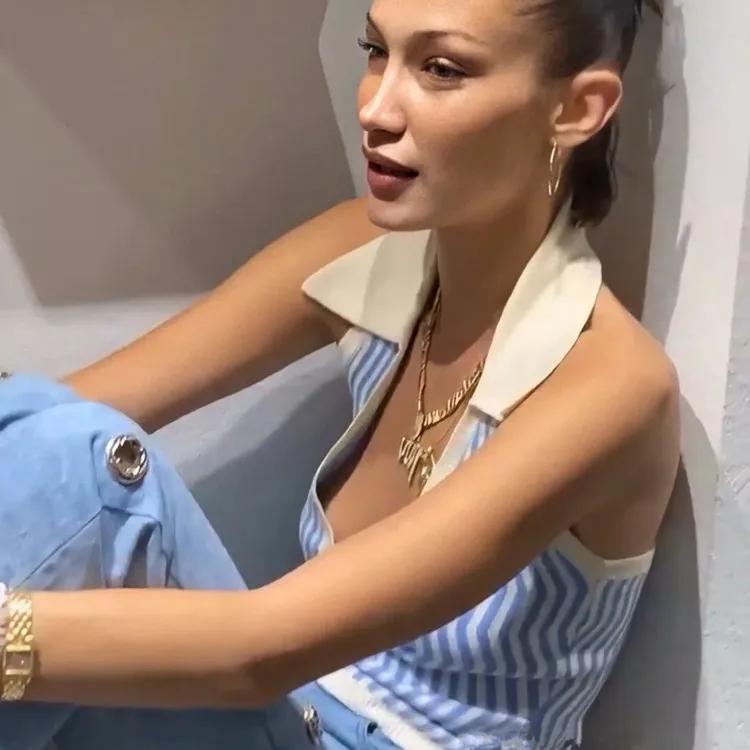 Turn Down Collar Halter Single Breasted Cropped Vest Women New Knitted Crop Top Trendy Tops Women
Turn Down Collar Halter Single Breasted Cropped Vest Women New Knitted Crop Top Trendy Tops Women