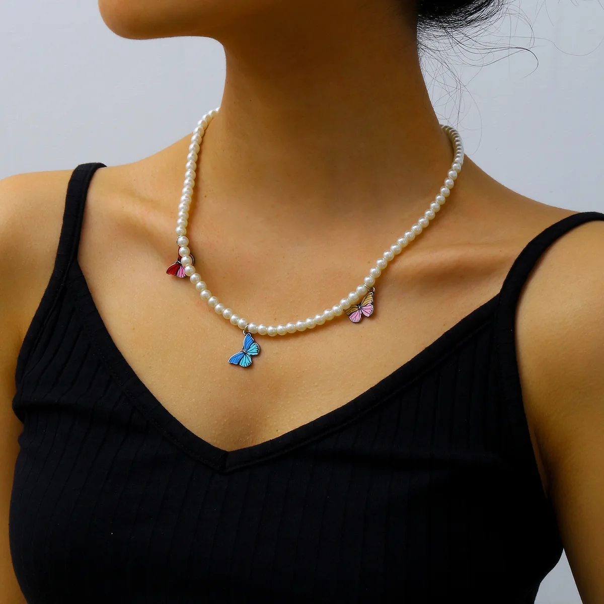 Fashion Freshwater Pearl Bead Chain Blue Butterfly Necklace Colorful Butterfly Pendant Necklace For Ladies, Picture color
Fashion Freshwater Pearl Bead Chain Blue Butterfly Necklace Colorful Butterfly Pendant Necklace For Ladies, Picture color
