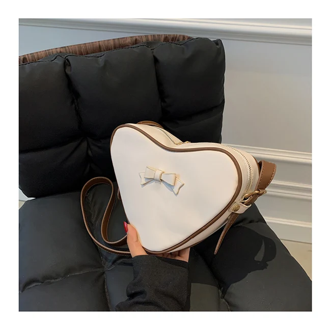 Ladies Korean Ins 2021 Fashion Designer Heart Knot Ladies Bags Leather Handbags Fashion Luxury Handbags For Women Bags For Girls
Ladies Korean Ins 2021 Fashion Designer Heart Knot Ladies Bags Leather Handbags Fashion Luxury Handbags For Women Bags For Girls