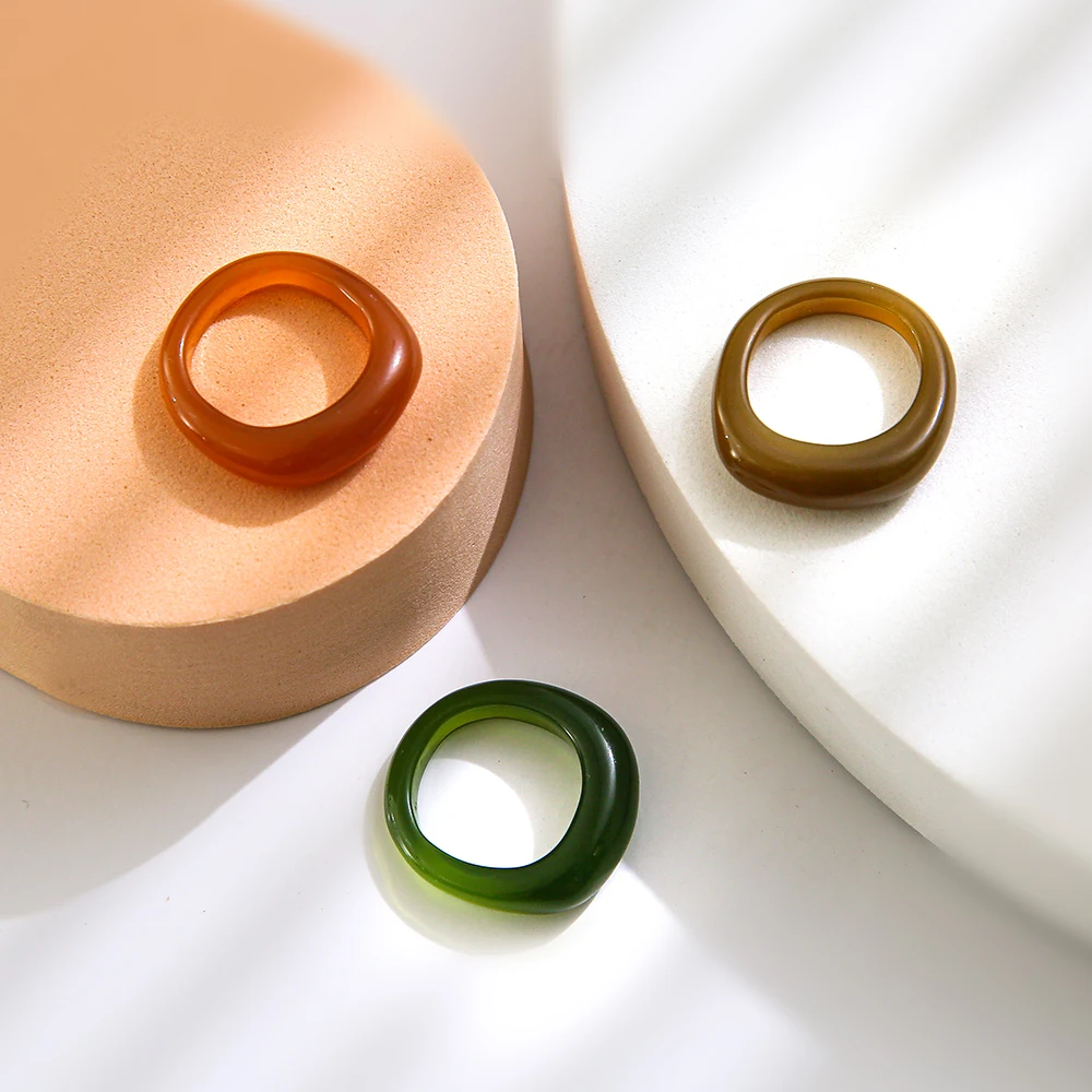colorful DIY Summer Fashion decoration Jewelry Square Band Finger Rings Acrylic Resin Geometry Circle Round For gifts, Picture shows 
colorful DIY Summer Fashion decoration Jewelry Square Band Finger Rings Acrylic Resin Geometry Circle Round For gifts, Picture shows