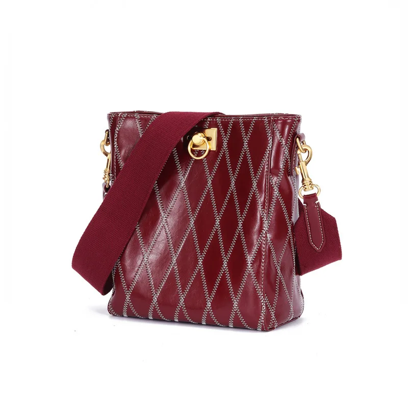 Westel female messenger bag 2021 new all-match lady large capacity bucket bag single shoulder handbag girls high quality bags, Black,wine red
Westel female messenger bag 2021 new all-match lady large capacity bucket bag single shoulder handbag girls high quality bags, Black,wine red