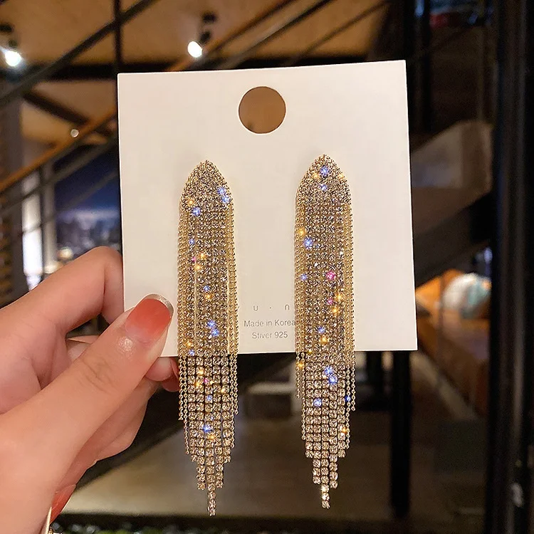 Vintage Full Rhinestone Tassel Long Earrings Luxury Bohemian Elegant Temperament Drop Earrings For Women Girls Party Jewelry, Picture shows
Vintage Full Rhinestone Tassel Long Earrings Luxury Bohemian Elegant Temperament Drop Earrings For Women Girls Party Jewelry, Picture shows