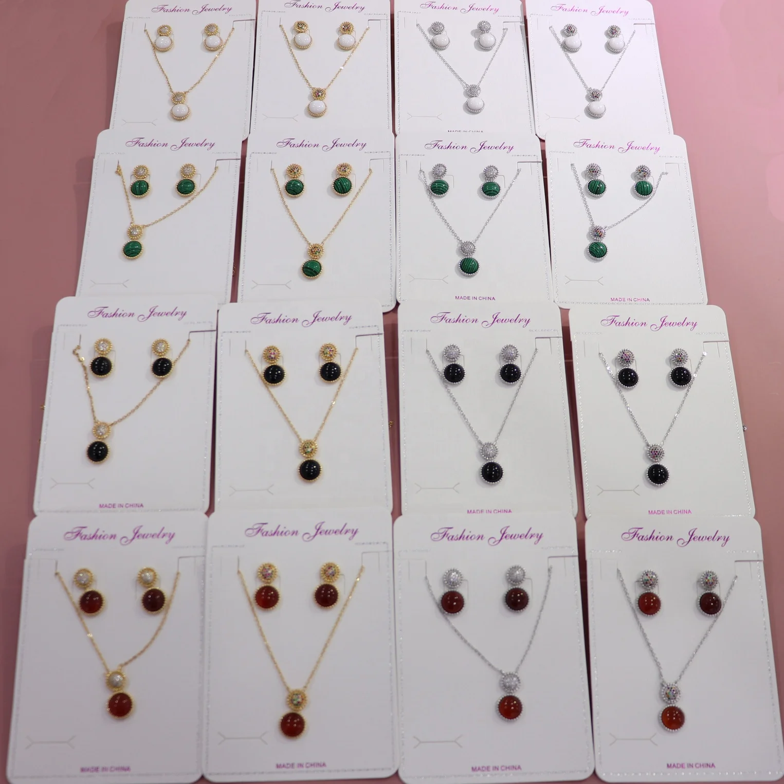 Wholesale Simple round gem and Zircon Necklace Earrings Jewelry Set 
Wholesale Simple round gem and Zircon Necklace Earrings Jewelry Set