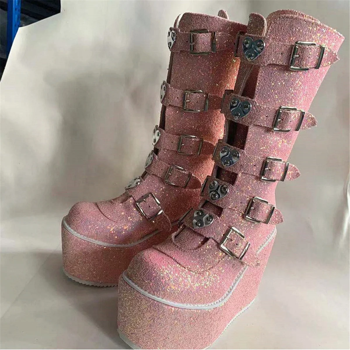 Fashion Ladies Vehicle Winter Buckle Leather Super Platform Shiny Long Over Knee High Women Boots, Black,white,pink
Fashion Ladies Vehicle Winter Buckle Leather Super Platform Shiny Long Over Knee High Women Boots, Black,white,pink