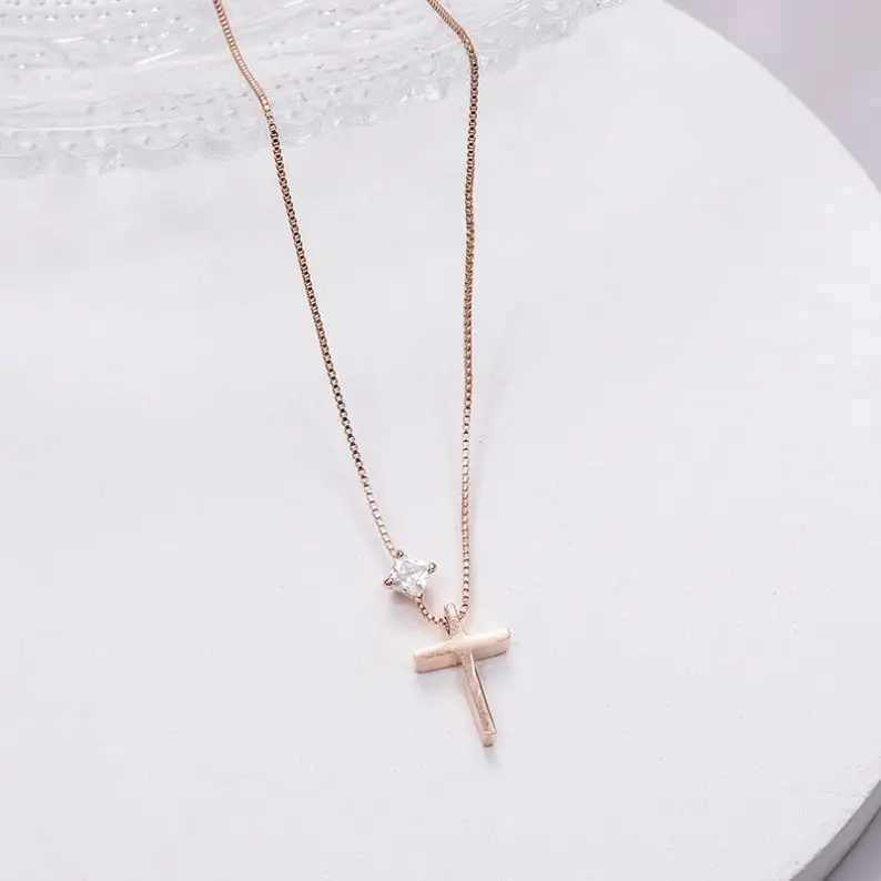 YN10077 Italina Simple Design Trendy Amen Necklace Rose Gold Plated Brass Cross Cubic Zirconia Charm Pendant Necklace Women
YN10077 Italina Simple Design Trendy Amen Necklace Rose Gold Plated Brass Cross Cubic Zirconia Charm Pendant Necklace Women
