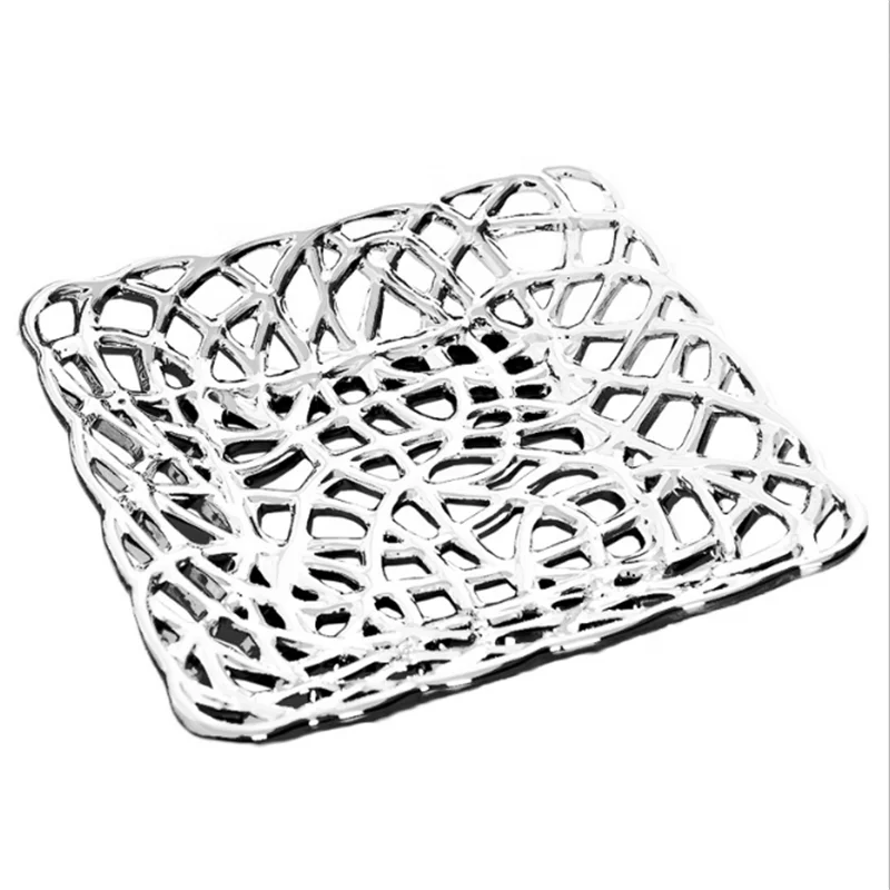 Porcelain European Hollow Out Fashion Plate Creative Modern Simple Home Desktop Decoration Odourless Dish, Sliver
Porcelain European Hollow Out Fashion Plate Creative Modern Simple Home Desktop Decoration Odourless Dish, Sliver
