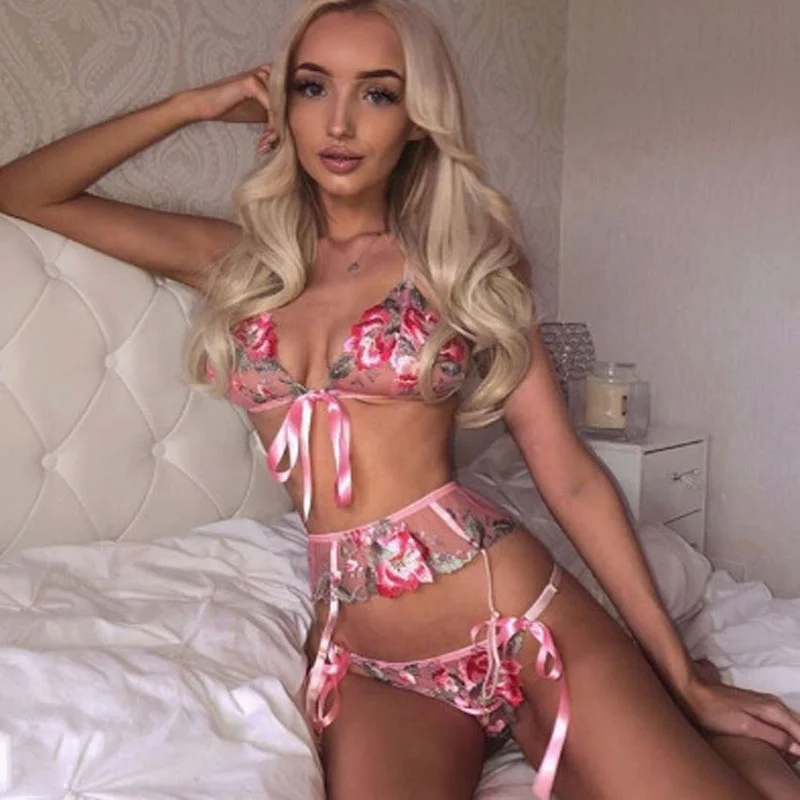 2021 lace sexy lingerie Ladies bodysuit women underwear lace lingerie set, Accept customized
2021 lace sexy lingerie Ladies bodysuit women underwear lace lingerie set, Accept customized