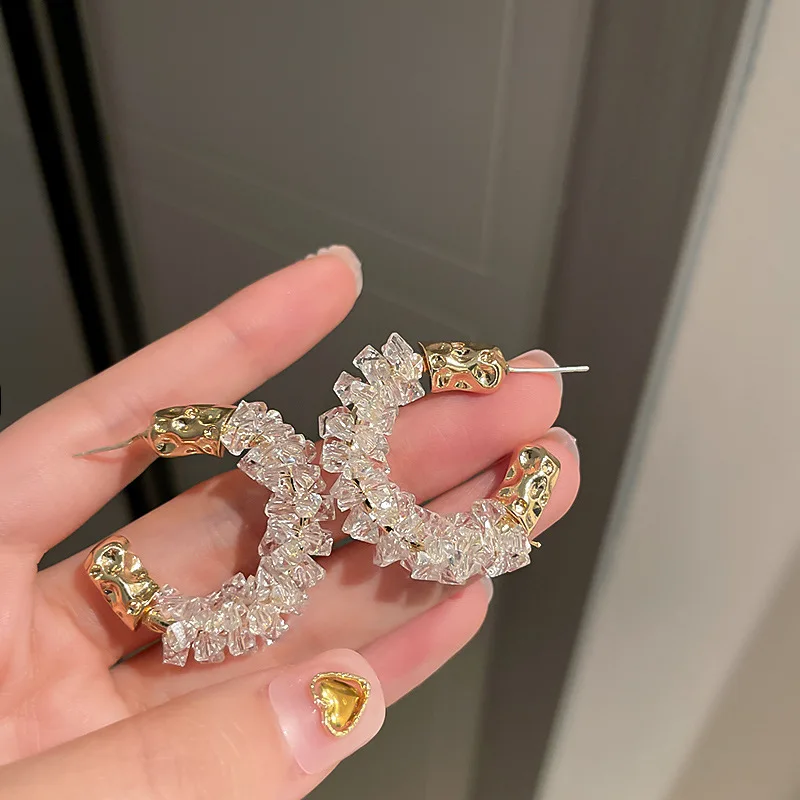 925 Silver Post 18K Gold Plated 30mm Crystal Circle Hoop Earrings Twining Crystal C Shape Hoop Earrings
925 Silver Post 18K Gold Plated 30mm Crystal Circle Hoop Earrings Twining Crystal C Shape Hoop Earrings