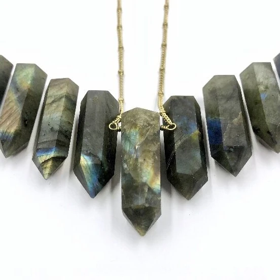 BD-A1229 natural raw labradorite pendant necklace,crystal point wand tower pendant necklace jewelry
BD-A1229 natural raw labradorite pendant necklace,crystal point wand tower pendant necklace jewelry