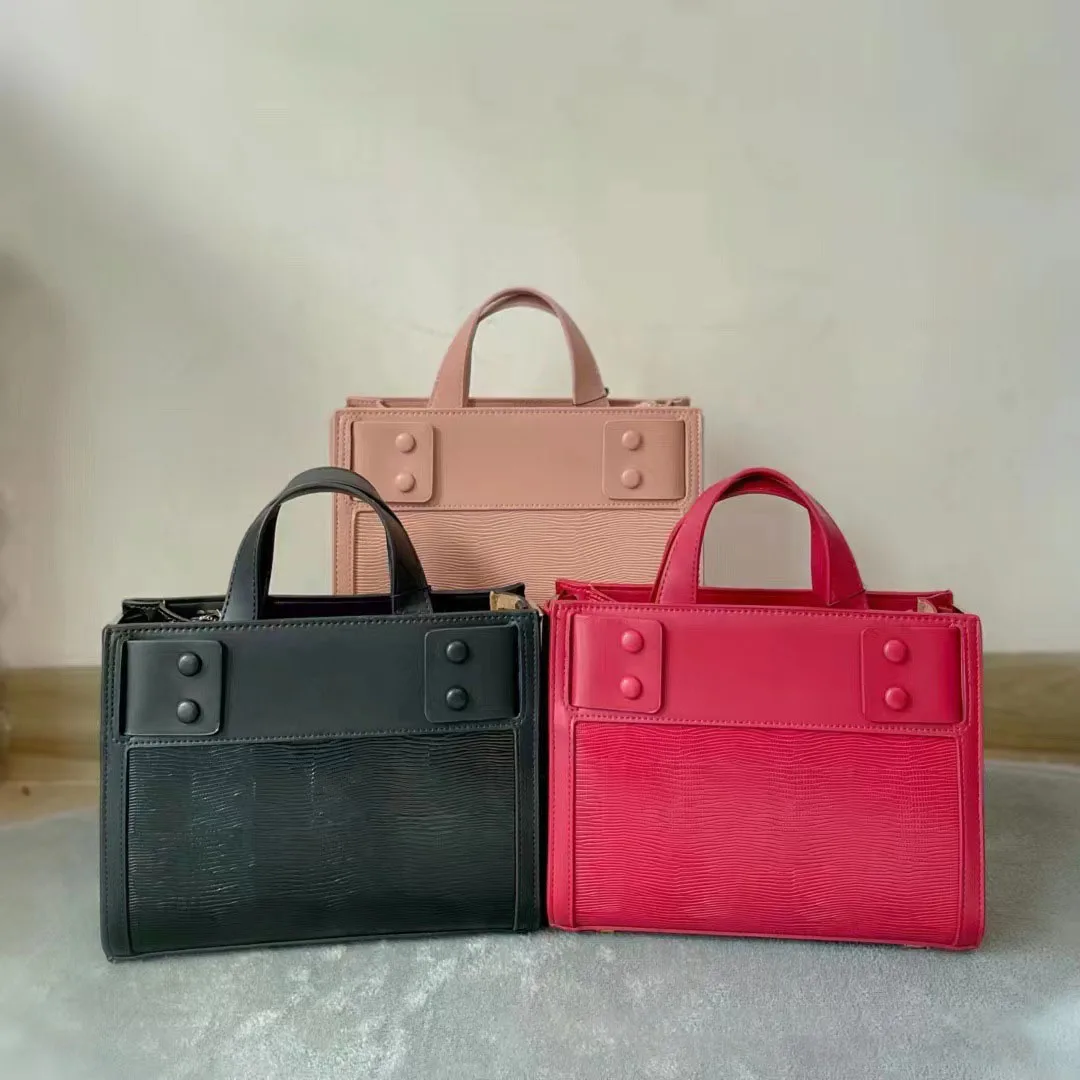 2023 OEM/ODM Trendy Brand Designer Crossbody Women's Handbags Lizard Pattern bags women handbags ladies
2023 OEM/ODM Trendy Brand Designer Crossbody Women's Handbags Lizard Pattern bags women handbags ladies