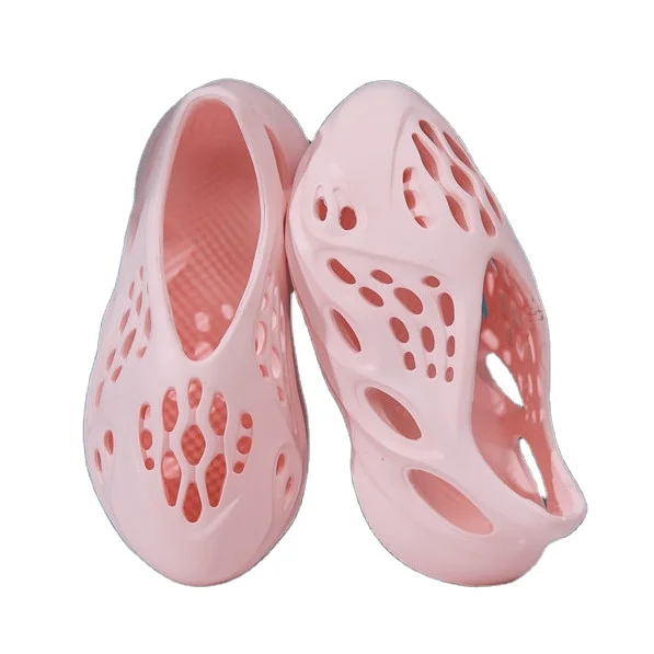 2021 wholesale Summer kids Fashion Slipper Beach Sandals Jelly Water Shoes Footwear for girls boys
2021 wholesale Summer kids Fashion Slipper Beach Sandals Jelly Water Shoes Footwear for girls boys