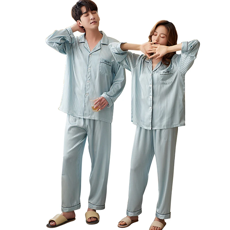 Family pajamas High Quality super soft satin women pajamas set V neck long sleeve solid color lover's sleepwear set
Family pajamas High Quality super soft satin women pajamas set V neck long sleeve solid color lover's sleepwear set