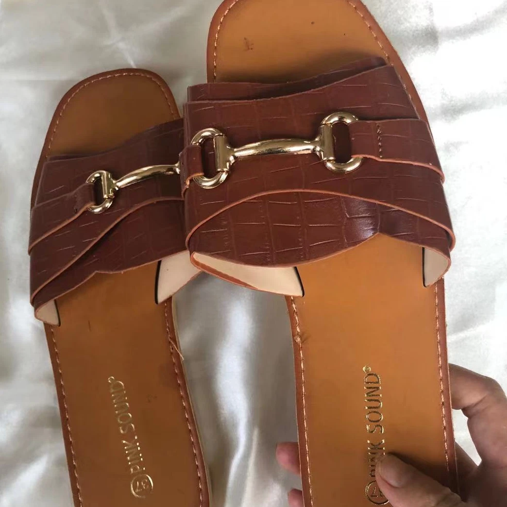 Dropshipping Casual Street Outer Shoes Slides Slippers Sewing In Stock Anti-Slip Chain One Font Flat Ladies Slippers
Dropshipping Casual Street Outer Shoes Slides Slippers Sewing In Stock Anti-Slip Chain One Font Flat Ladies Slippers