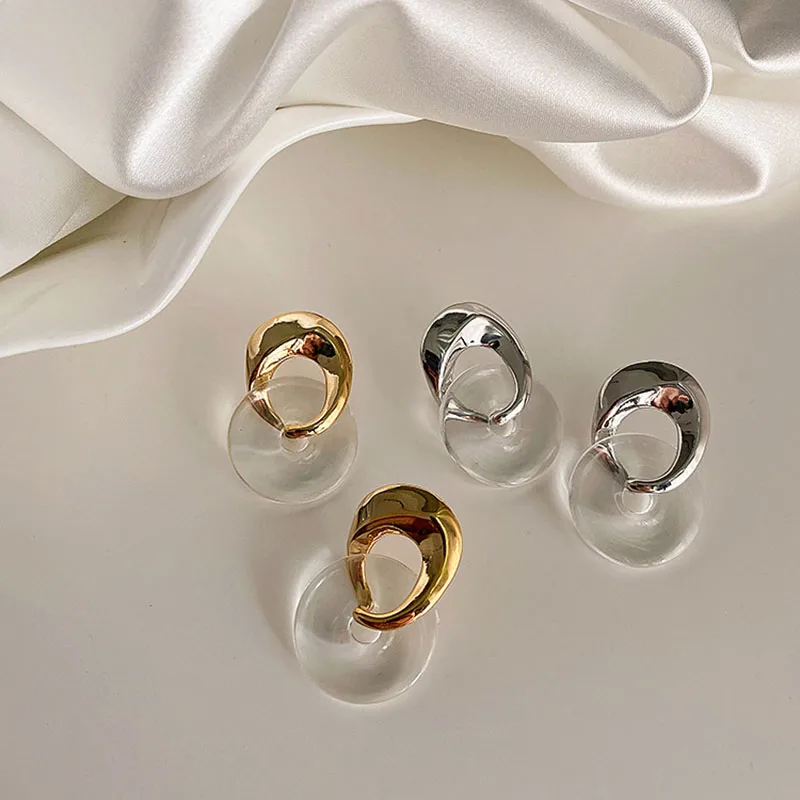 Trendy Geometric Irregular Metal Transparent Acrylic Stud Earring Simple Temperament Creative Women Jewelry Accessories
Trendy Geometric Irregular Metal Transparent Acrylic Stud Earring Simple Temperament Creative Women Jewelry Accessories