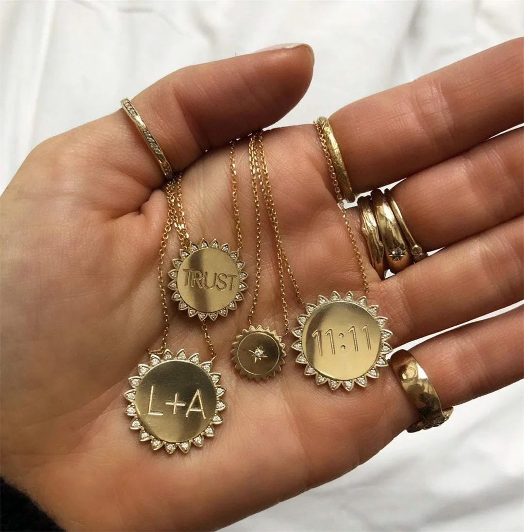 European Fashion 18K Gold Plated 11:11 Round Sun Necklace Stainless Steel Zircon Star Coin Letter Clavicle Chain Necklace
European Fashion 18K Gold Plated 11:11 Round Sun Necklace Stainless Steel Zircon Star Coin Letter Clavicle Chain Necklace