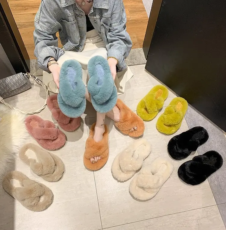 Hot seller Autumn/Winter 2021 warm non-slip slippers with plush crossed indoor slippers for women, 7-color
Hot seller Autumn/Winter 2021 warm non-slip slippers with plush crossed indoor slippers for women, 7-color