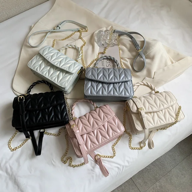 2021 fashion trend small square bag four-sided format simple girl shoulder bag trendy chain clause messenger bag
2021 fashion trend small square bag four-sided format simple girl shoulder bag trendy chain clause messenger bag
