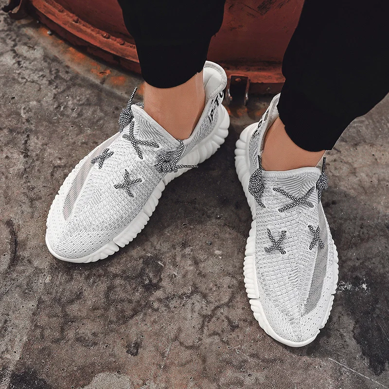 New Model Big Size Breathable Fashion Yeezy Shoes Good Quality Custom Brand Men Sports Shoes 2021
New Model Big Size Breathable Fashion Yeezy Shoes Good Quality Custom Brand Men Sports Shoes 2021