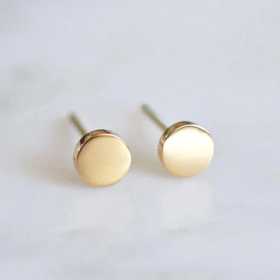 INS Hot Design 316L Stainless Steel High Polish Round Shaped Stud Earrings Simple Geometric Solid Round Earrings
INS Hot Design 316L Stainless Steel High Polish Round Shaped Stud Earrings Simple Geometric Solid Round Earrings